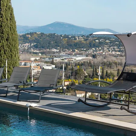 Superbe Vue Epoustouflante Proche Cannes *